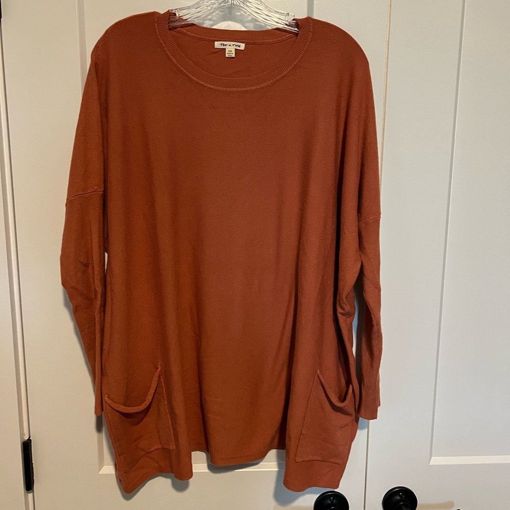 Tea N Rose sweater